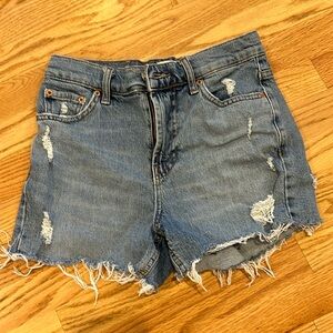 Jean shorts urban outfitters size 26 high  ripped like new